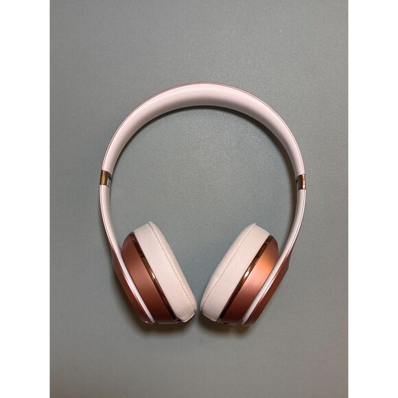 Beats Solo3 Wireless On-Ear Headphones - Rose Gold - Picture 6 of 7